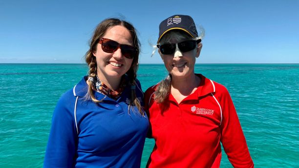 Dr Ellen Ariel and PhD student Rebecca Diggins on the Great Barrier Reef